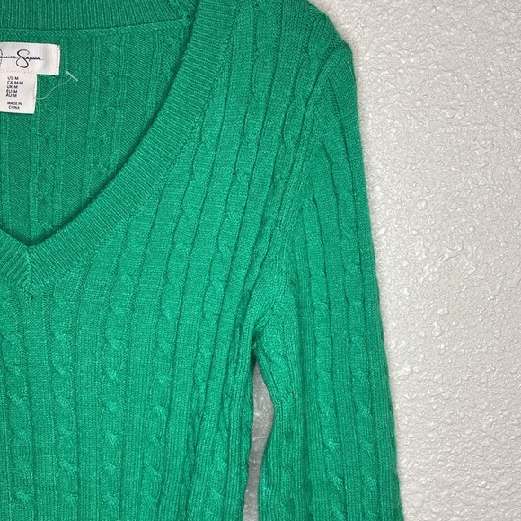 Jessica Simpson Green Cable Knit V-Neck Sweater NWOT Size M - Picture 4 of 9